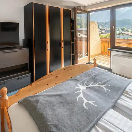 Appartement Alan In Close To Bus - Amazing View - Location Kaprun